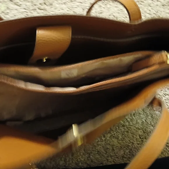 👜 Anne Klein Pebbled Leather Tote Bag • Tan / Cognac • Tassel Charm - Picture 8 of 10